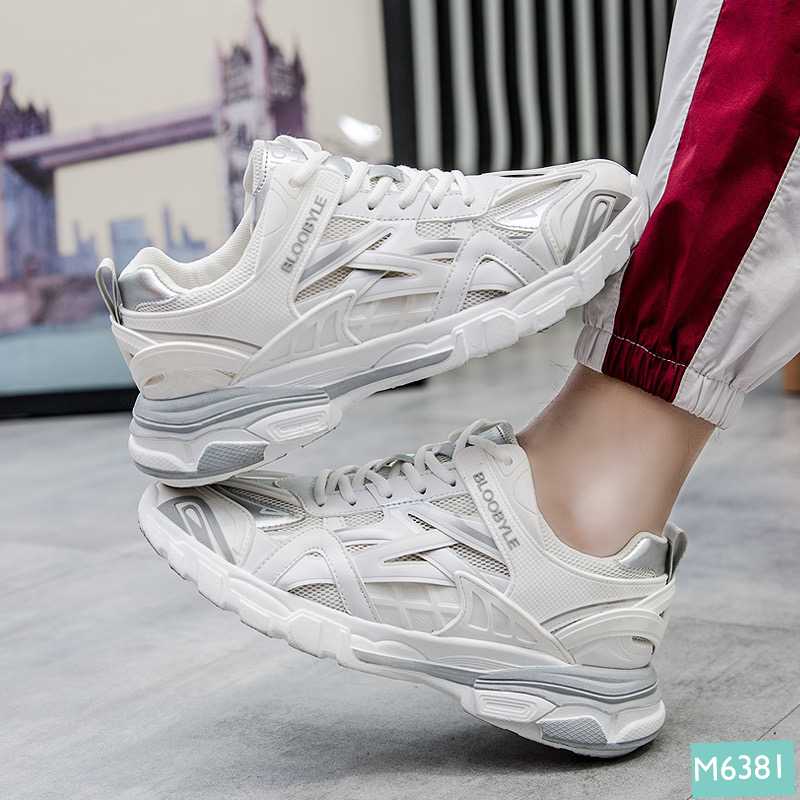giày thể thao nam ở Thủ Đức