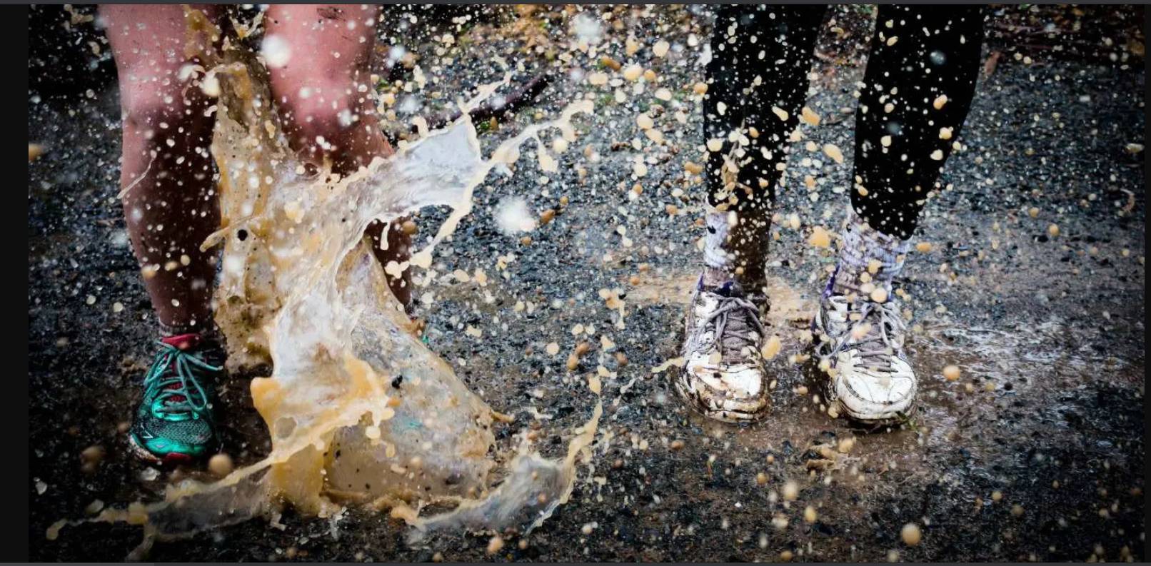 Bảo vệ giày bởi nước dơ vấy bẩn